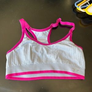 Rykä Grey and Pink sportsbra